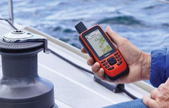 Garmin GPSMAP 86i Navegador GPS Marino con Comunicación Satelital inReach